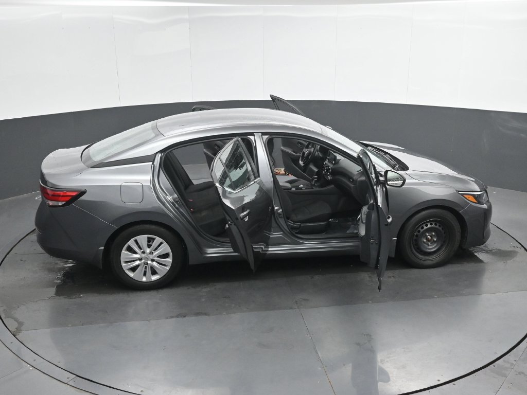 Used 2025 Nissan Sentra S FWD image 46
