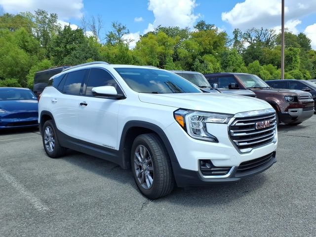 Used 2023 GMC Terrain SLT AWD/4WD image 4
