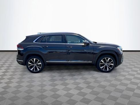 New 2024 Volkswagen Atlas Cross Sport SEL Premium R-Line AWD/4WD image 8