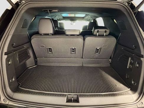 Used 2026 Chevrolet Traverse High Country w/ LPO, Floor Liner Package AWD/4WD image 24