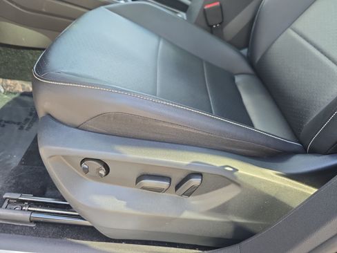 Used 2021 Volkswagen Tiguan SE R-Line AWD/4WD image 28