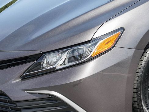 Certified 2023 Toyota Camry LE FWD image 9