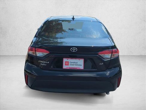 Certified 2025 Toyota Corolla LE FWD image 7