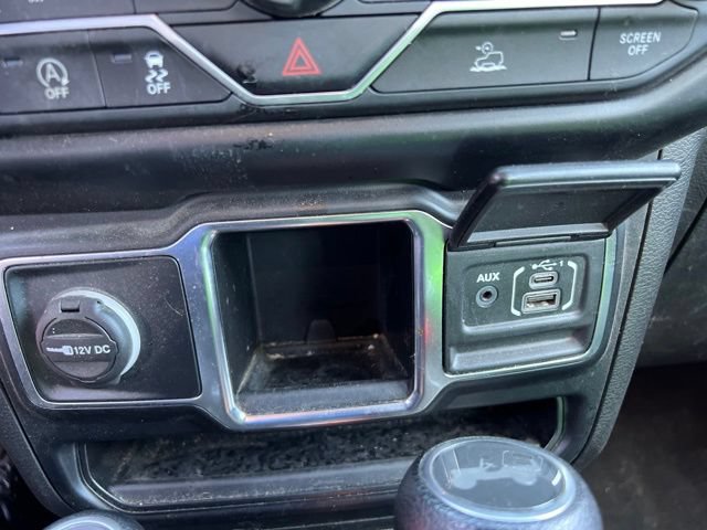 Used 2022 Jeep Wrangler Unlimited Sport AWD/4WD image 22