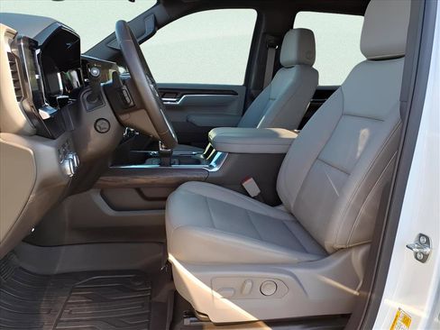 Used 2025 GMC Sierra 1500 SLT w/ SLT Premium Package image 15