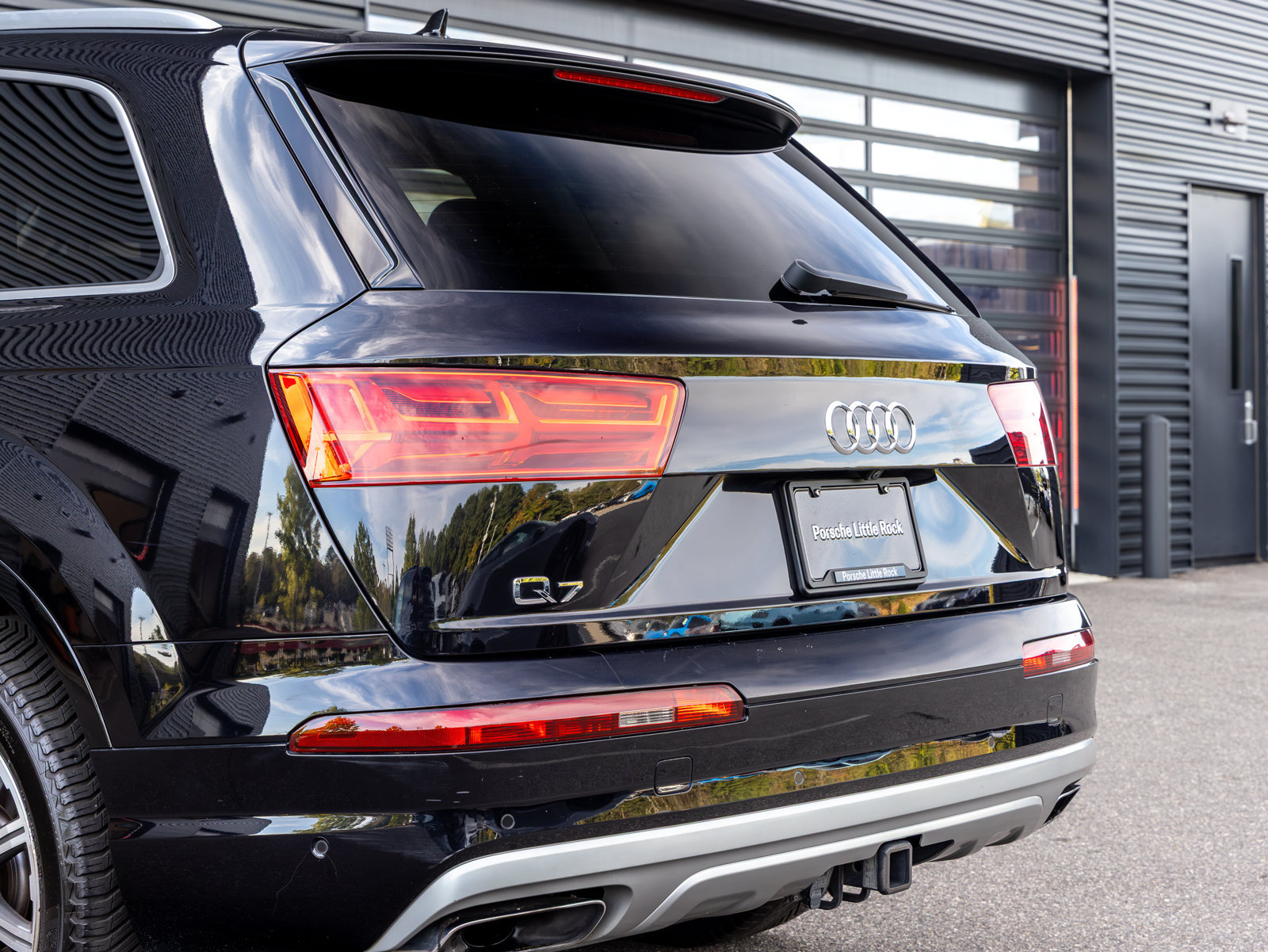 Used 2019 Audi Q7 3.0T Premium Plus w/ Premium Plus Package AWD/4WD image 12