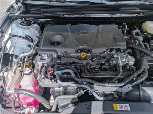 Used 2025 Toyota Camry SE image 22