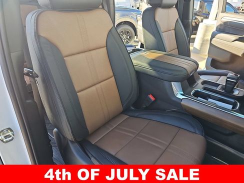 New 2026 Chevrolet Silverado 1500 High Country AWD/4WD image 10