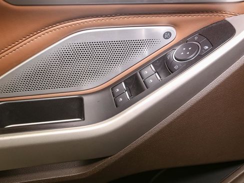 Used 2022 Ford Explorer King Ranch image 43