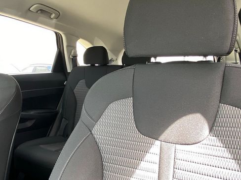 New 2026 Kia Sorento LX FWD image 13