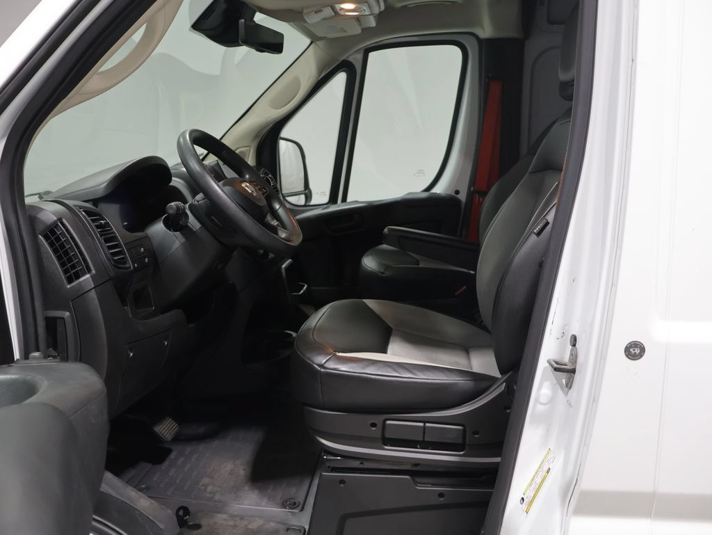 Used 2023 RAM ProMaster 3500 w/ Safety Group FWD image 11