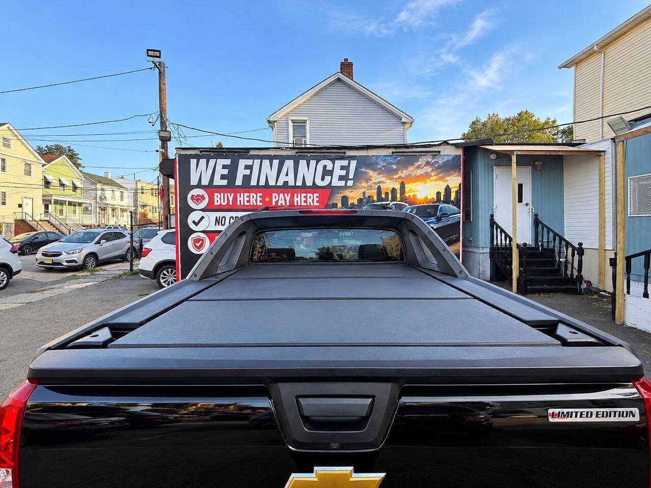 Used 2012 Chevrolet Avalanche LT w/ Suspension Package, Off-Road AWD/4WD image 29