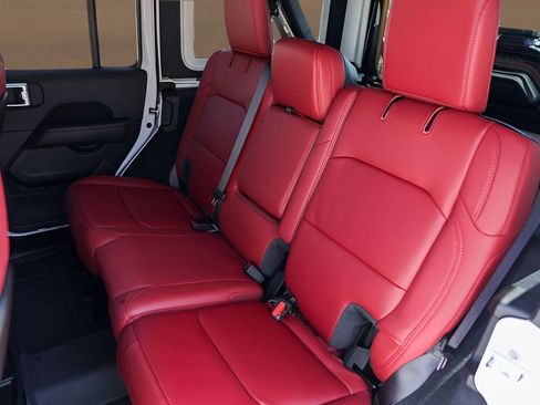 Used 2024 Jeep Wrangler Unlimited Rubicon 392 AWD/4WD image 22