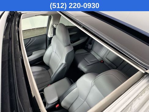 Certified 2025 Subaru Outback Limited image 26