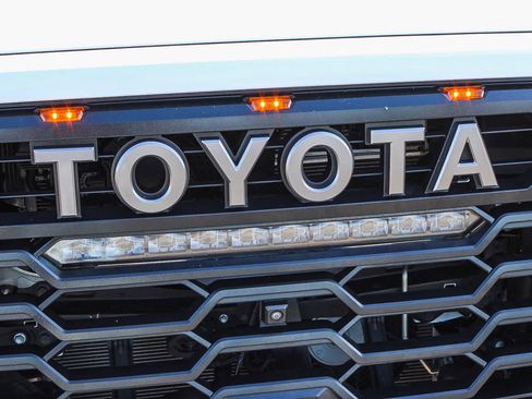 Used 2026 Toyota Tundra TRD Pro AWD/4WD image 5