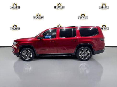 Used 2022 Jeep Wagoneer Series III w/ Flexible Seating Group image 8