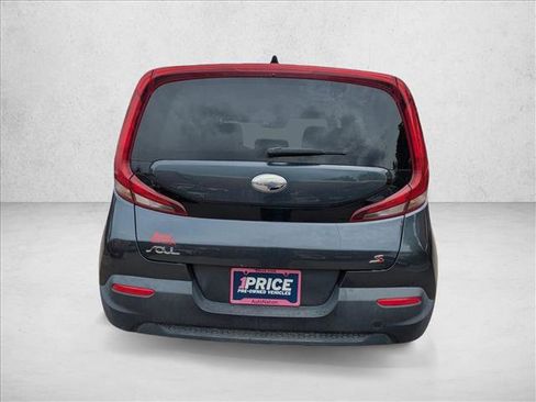 Used 2020 Kia Soul S FWD image 6