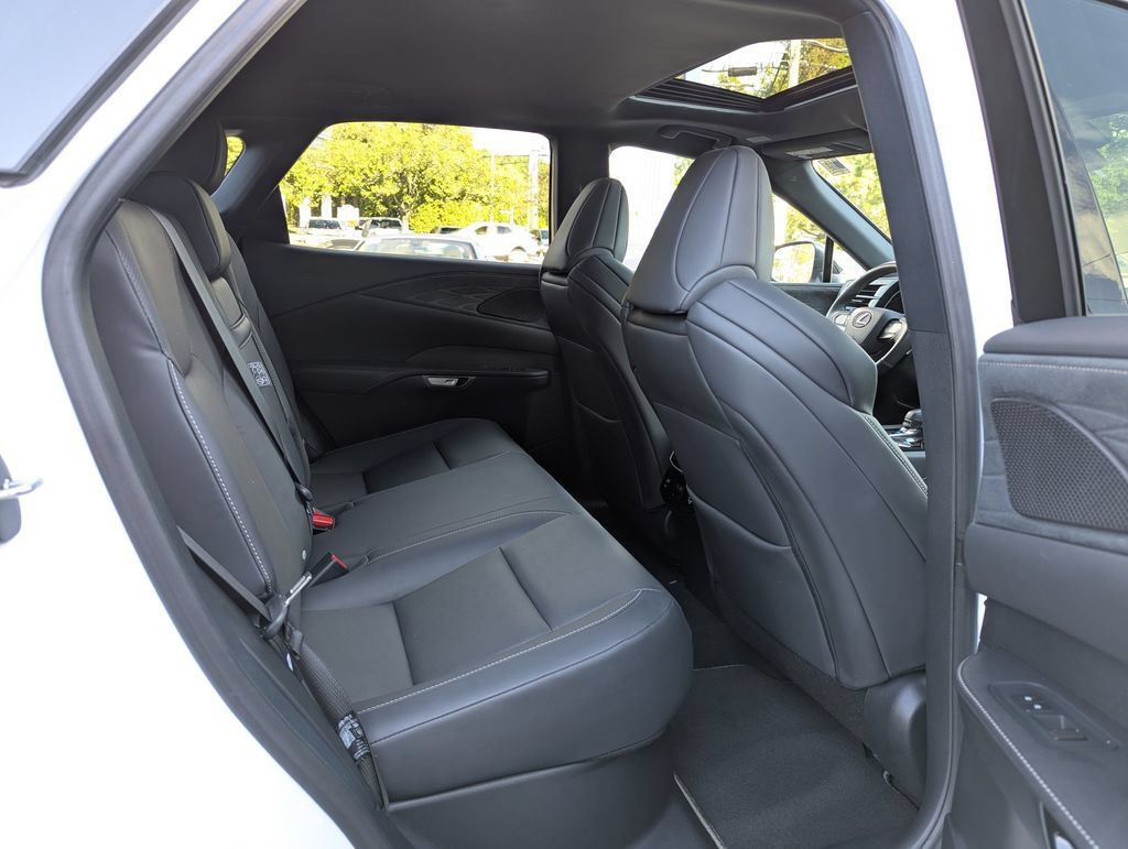 Used 2023 Lexus RX 350 F Sport w/ Cold Area Package AWD/4WD image 34