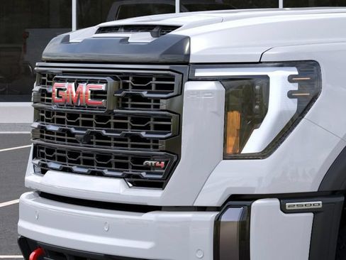 New 2026 GMC Sierra 2500 AT4 w/ AT4 Premium Plus Package AWD/4WD image 16