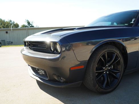 Used 2016 Dodge Challenger SXT w/ Blacktop Package RWD image 17