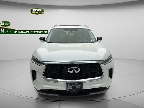Used 2024 INFINITI QX60 Sensory AWD/4WD image 2