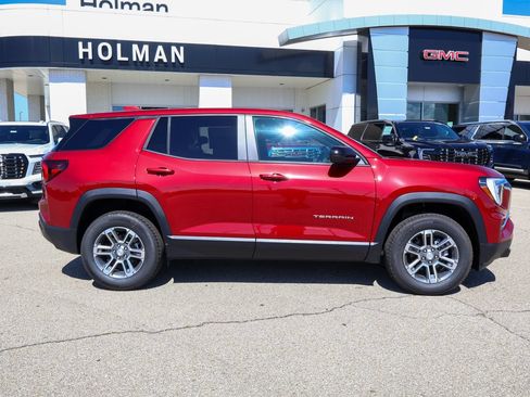 New 2027 GMC Terrain Elevation w/ LPO, Floor Liner Package AWD/4WD image 2