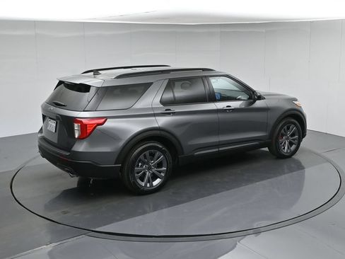 Certified 2023 Ford Explorer XLT w/ Equipment Group 202A RWD image 46