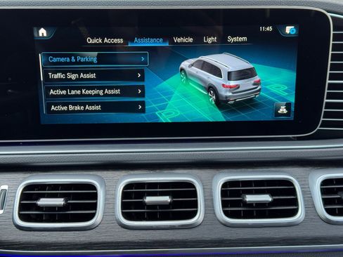 Used 2023 Mercedes-Benz GLS 580 4MATIC image 31
