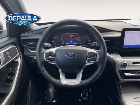 Certified 2022 Ford Explorer XLT w/ Class IV Trailer Tow Package image 15