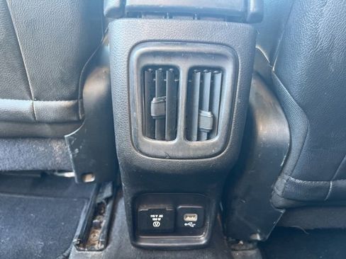 Used 2019 Jeep Compass Limited image 17