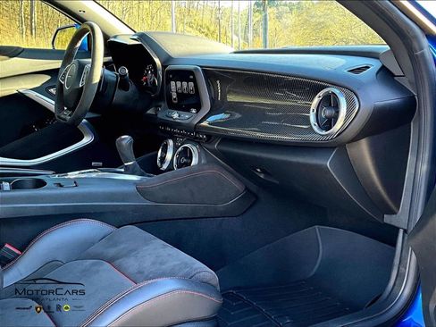 Used 2018 Chevrolet Camaro ZL1 image 14