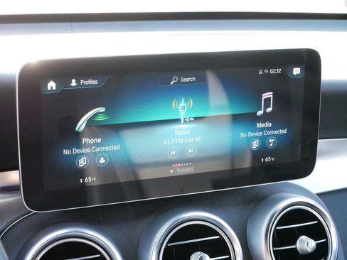 Used 2022 Mercedes-Benz GLC 300 4MATIC image 22