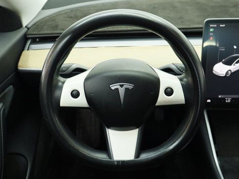Used 2018 Tesla Model 3 Long Range RWD image 25