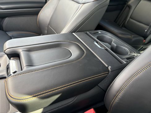 New 2025 Ford Expedition Tremor image 13