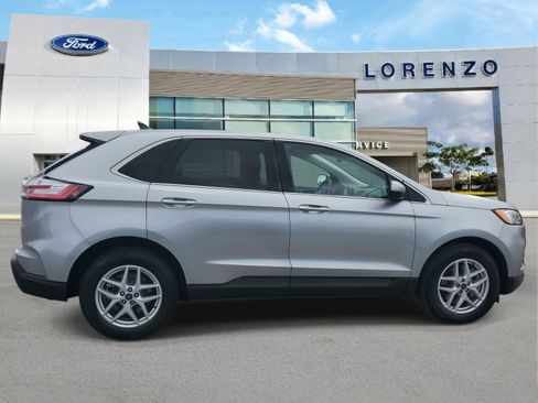 Used 2022 Ford Edge SEL image 4