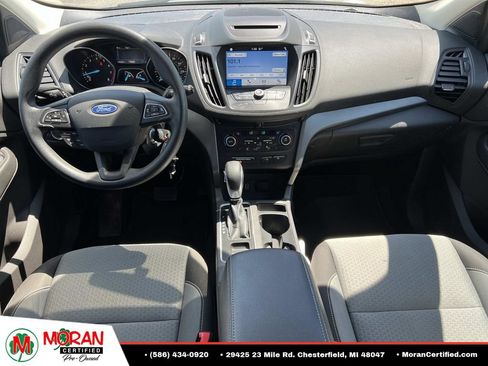 Used 2018 Ford Escape SE w/ SE Sync 3 Package AWD/4WD image 13