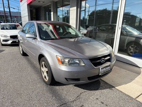 Used 2008 Hyundai Sonata GLS FWD image 3