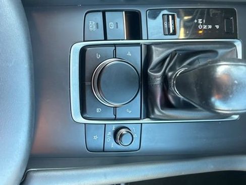 Used 2021 MAZDA MAZDA3 s FWD image 11