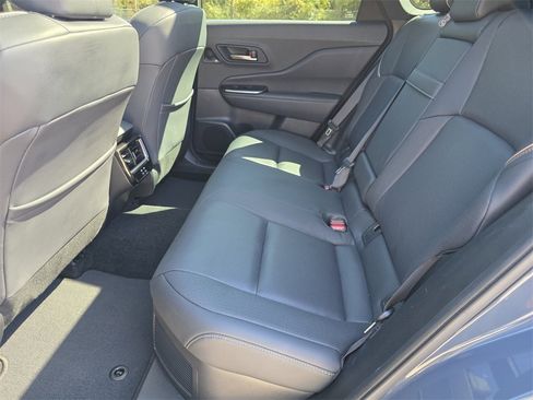 Used 2025 Toyota Crown Signia image 22