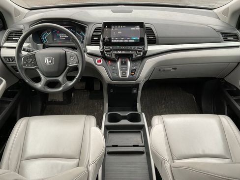 Used 2023 Honda Odyssey EX-L image 17