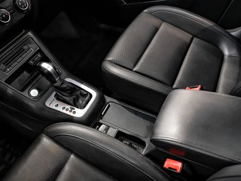 Used 2017 Volkswagen Tiguan Wolfsburg Edition AWD/4WD image 23