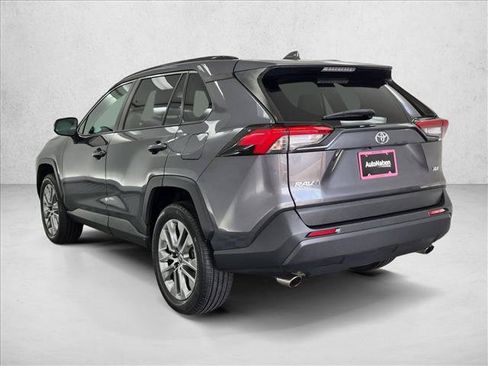 Used 2023 Toyota RAV4 XLE Premium FWD image 8
