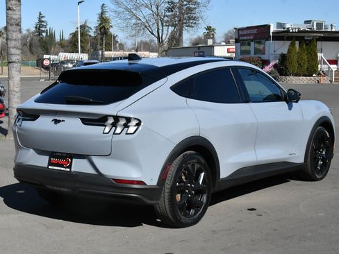 Used 2024 Ford Mustang Mach-E Select image 8