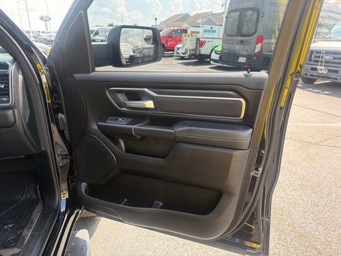 Used 2025 RAM 1500 Big Horn AWD/4WD image 38