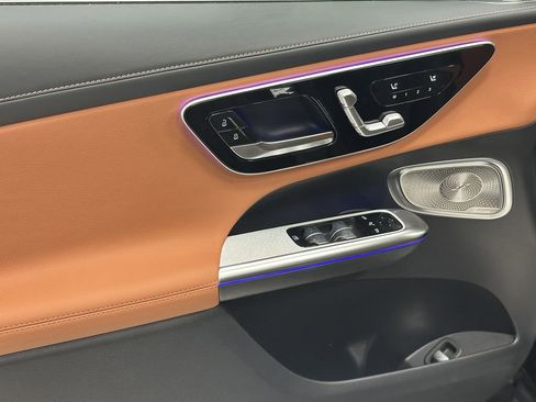 New 2026 Mercedes-Benz GLC 300 image 10