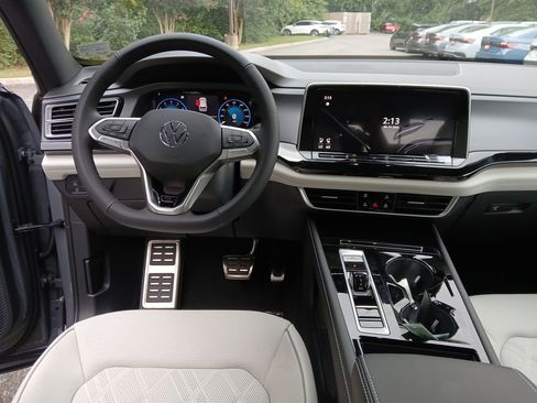 New 2026 Volkswagen Atlas Cross Sport SEL Premium R-Line image 13