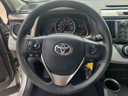 Used 2013 Toyota RAV4 LE image 24