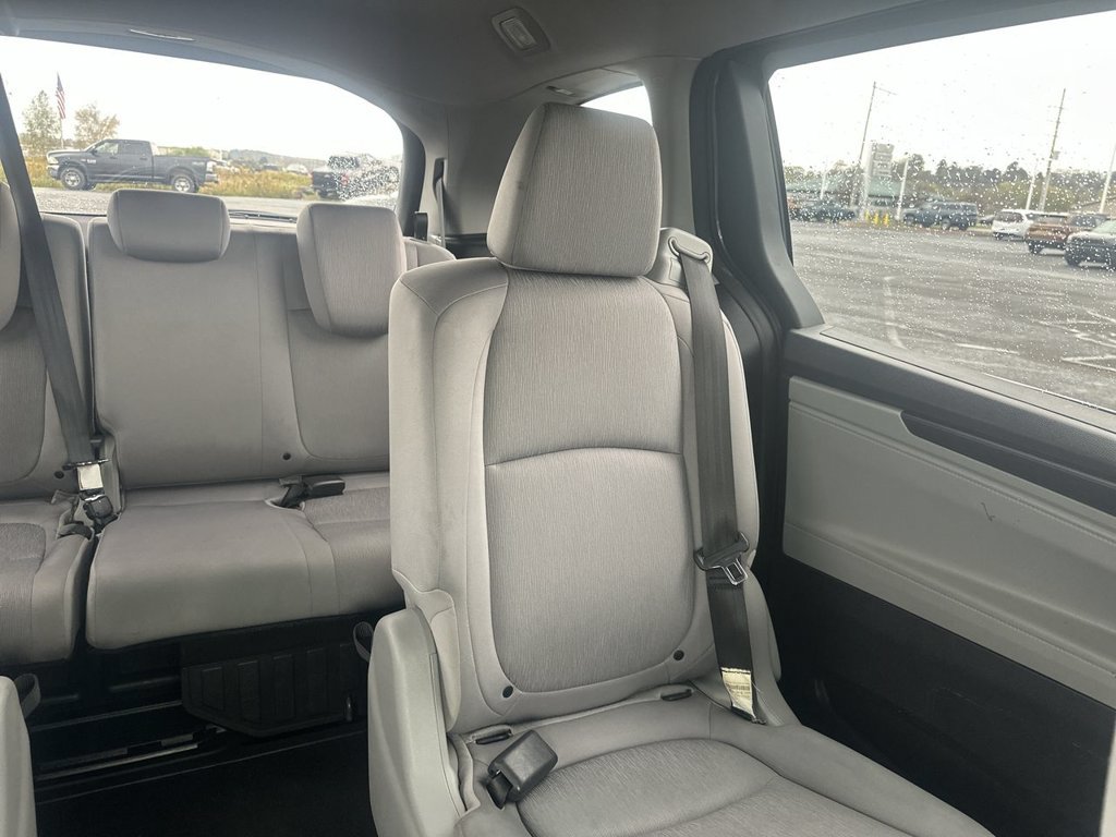 Used 2019 Honda Odyssey LX image 14