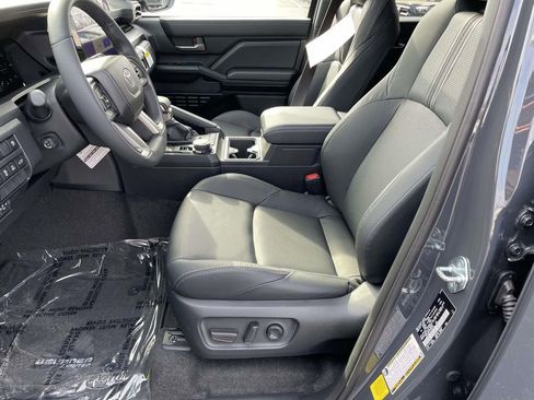 New 2026 Toyota 4Runner Limited image 30