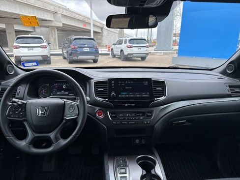Used 2021 Honda Passport Sport image 7